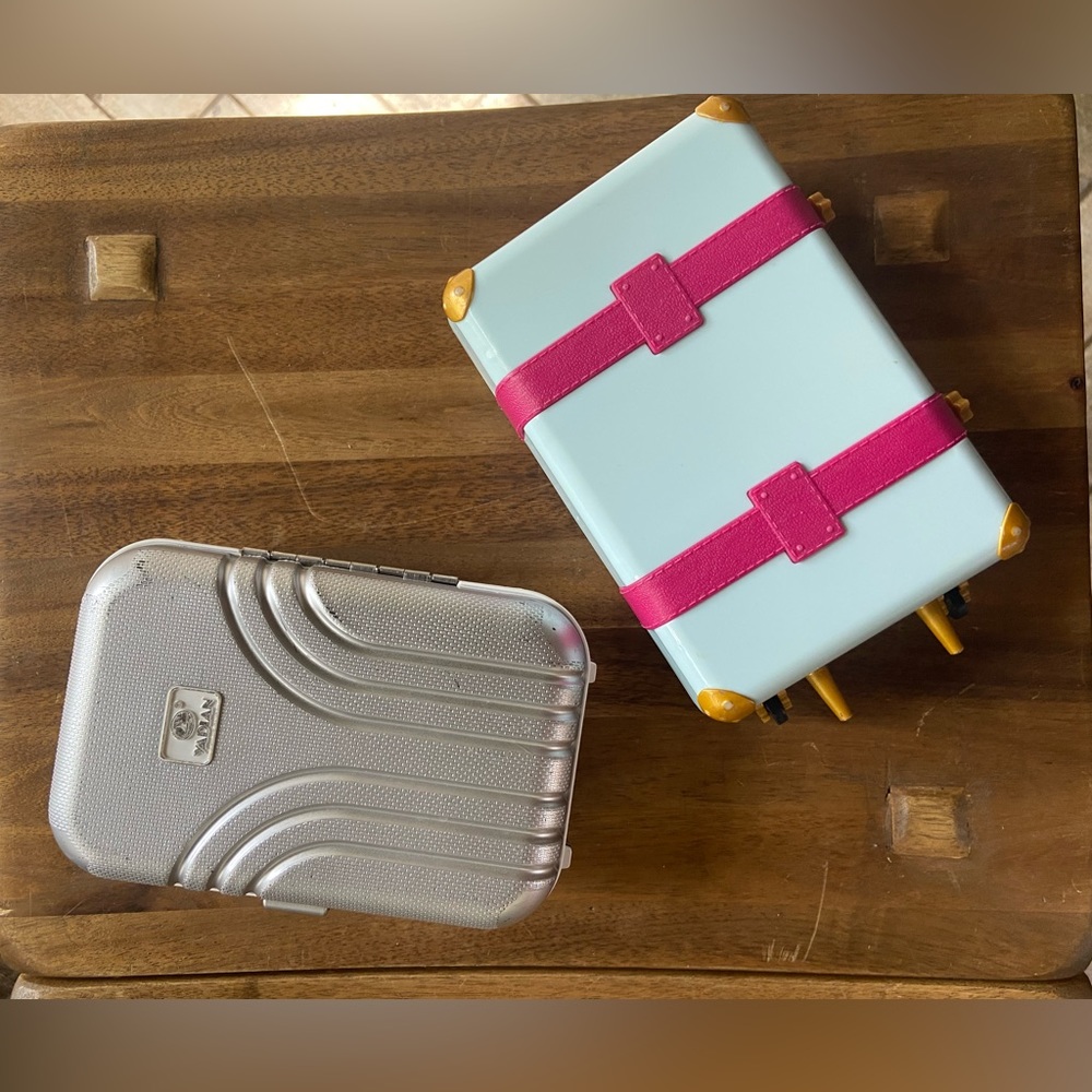 18” doll accessories. Suitcases